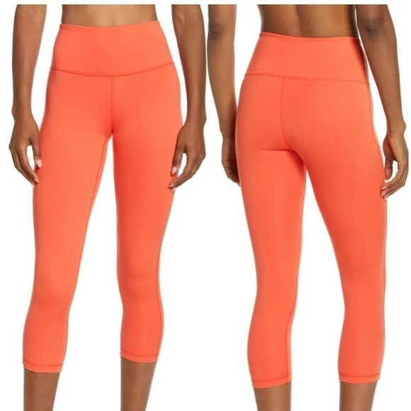 𝅺zella Studio Lite Crop Leggings - Picture 1 of 8